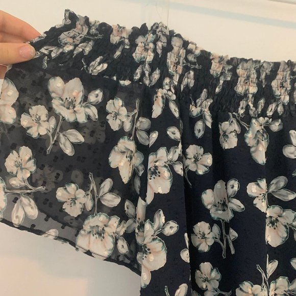 Vanessa Virginia Off The Shoulder Floral Top M - Picture 3 of 7